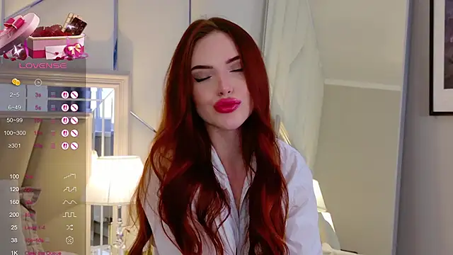 Snapshot of Anje_Cox chatting on March 3, 2025, 8:27 am Anje Cox online show from March 3, 2025, 8:27 am