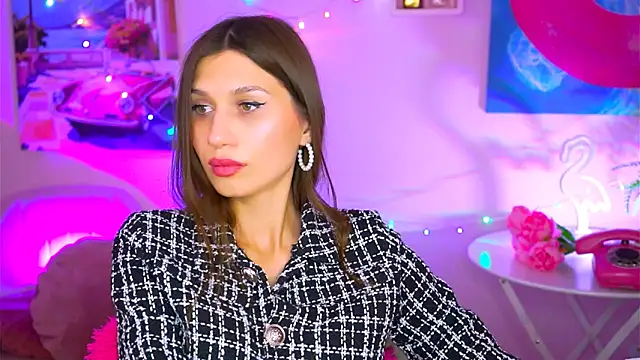 Snapshot of MollyPerry chatting on December 18, 2024, 1:26 am MollyPerry online show from December 18, 2024, 1:26 am