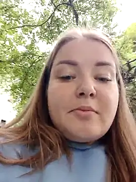 valery1610 online show from July 4, 2026, 10:54 am