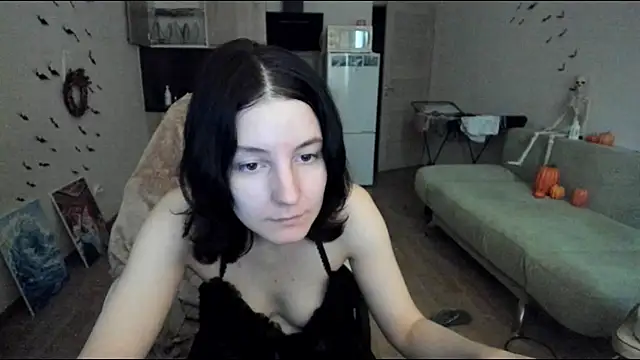 Snapshot of Bridget_fitness chatting on October 6, 2025, 12:35 pm Bridget fitness online show from October 6, 2025, 12:35 pm