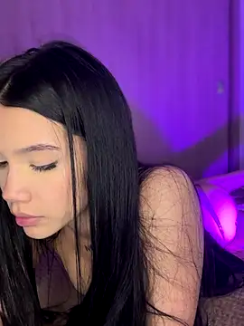 Ambar R0SSE online show from October 16, 2025, 7:20 am