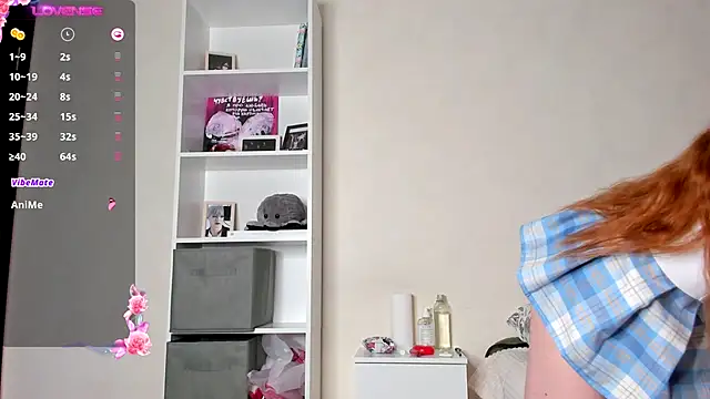 purrbykimmi online show from December 5, 2024, 1:49 pm