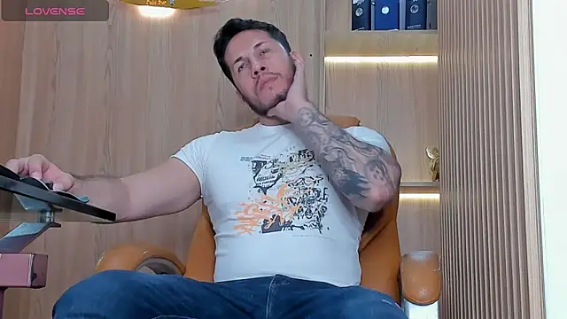 George Diesell online show from November 15, 2025, 9:00 pm