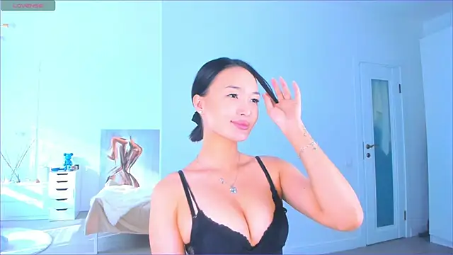 Sweet yasu online show from December 1, 2025, 7:57 am