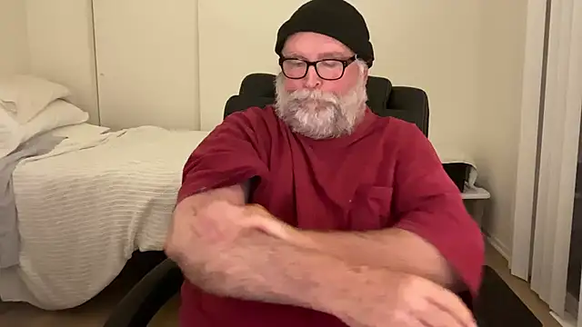 Snapshot of Drummajor chatting on January 8, 2025, 5:27 am Drummajor online show from January 8, 2025, 5:27 am