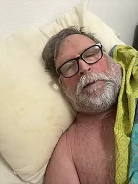 Snapshot of Drummajor chatting on March 6, 2025, 10:52 am Drummajor online show from March 6, 2025, 10:52 am