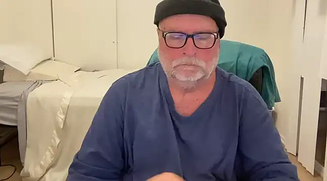 Snapshot of Drummajor chatting on March 13, 2025, 4:49 am Drummajor online show from March 13, 2025, 4:49 am