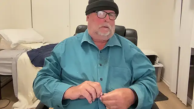 Snapshot of Drummajor chatting on March 16, 2025, 4:09 am Drummajor online show from March 16, 2025, 4:09 am