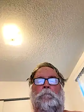 Snapshot of Drummajor chatting on October 23, 2025, 2:38 pm Drummajor online show from October 23, 2025, 2:38 pm