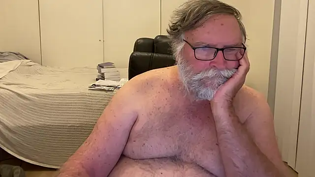 Snapshot of Drummajor chatting on October 29, 2025, 4:48 am Drummajor online show from October 29, 2025, 4:48 am