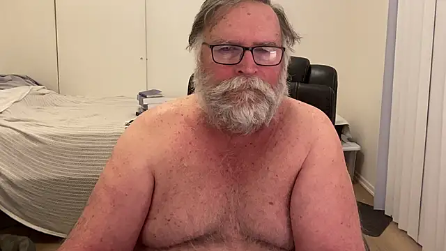 Snapshot of Drummajor chatting on October 31, 2025, 2:18 pm Drummajor online show from October 31, 2025, 2:18 pm