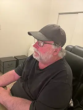 Snapshot of Drummajor chatting on November 18, 2025, 4:17 am Drummajor online show from November 18, 2025, 4:17 am