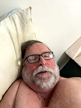 Snapshot of Drummajor chatting on November 22, 2025, 12:31 am Drummajor online show from November 22, 2025, 12:31 am