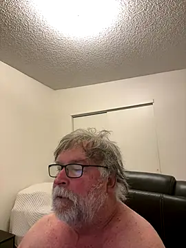 Snapshot of Drummajor chatting on November 23, 2025, 2:39 pm Drummajor online show from November 23, 2025, 2:39 pm