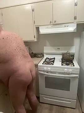 Snapshot of Drummajor chatting on December 17, 2025, 1:22 am Drummajor online show from December 17, 2025, 1:22 am