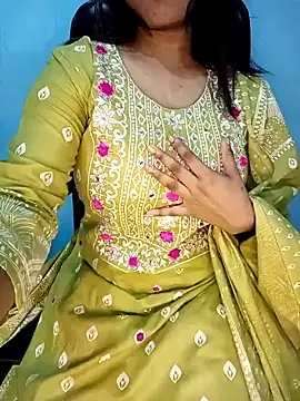 Snapshot of Dayna-36 chatting on December 21, 2024, 4:25 pm Dayna-36 online show from December 21, 2024, 4:25 pm