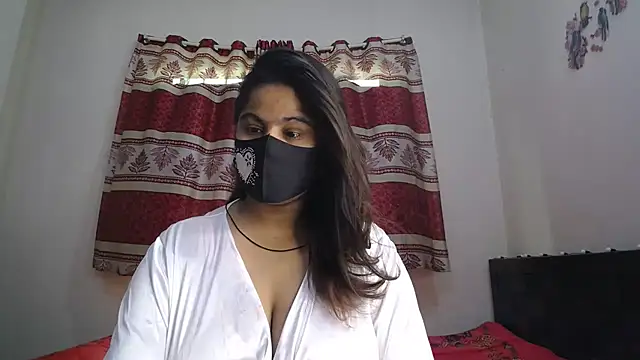 Dayna-36 online show from November 20, 2025, 5:07 am