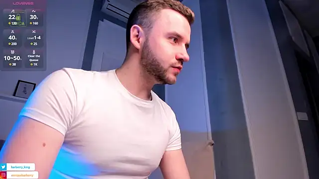 EnriqueBarberry online show from December 23, 2024, 6:22 am