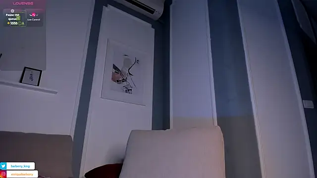 EnriqueBarberry online show from January 17, 2025, 6:47 am