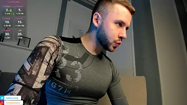 EnriqueBarberry online show from January 24, 2025, 6:24 am