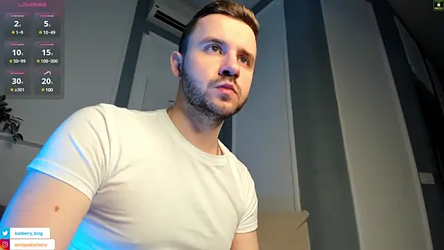 EnriqueBarberry online show from February 3, 2025, 6:24 am