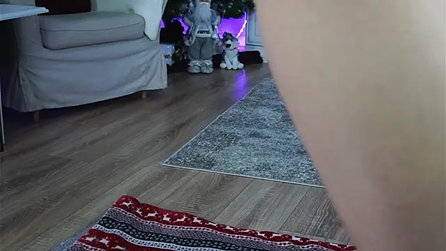 Snapshot of ivyleague_ chatting on December 5, 2025, 5:27 am ivyleague online show from December 5, 2025, 5:27 am