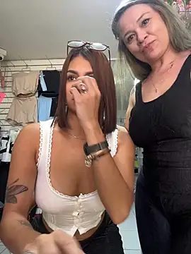 Snapshot of Susi_bell chatting on March 6, 2025, 7:21 pm Susi bell online show from March 6, 2025, 7:21 pm