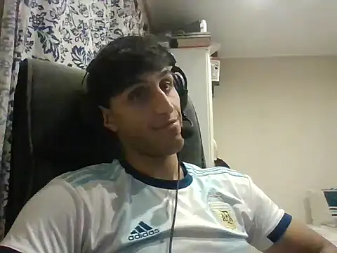 Andleo  online show from November 14, 2025, 3:27 am