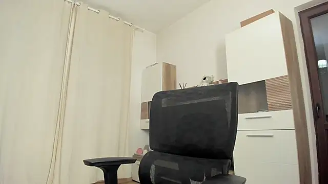 Jimmymorello online show from November 10, 2025, 7:35 pm