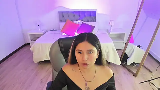  Natalie18 online show from March 16, 2025, 8:21 pm