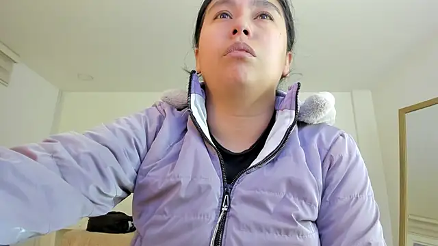  Natalie18 online show from November 8, 2025, 4:23 am