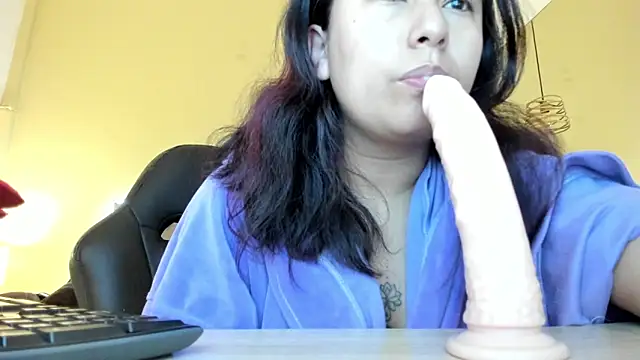  Natalie18 online show from November 17, 2025, 8:53 am