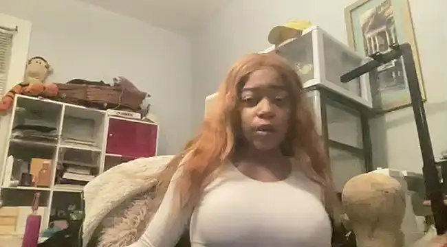 MommyConfident online show from January 21, 2025, 3:04 am