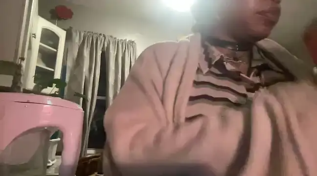 MommyConfident online show from March 12, 2025, 1:47 am