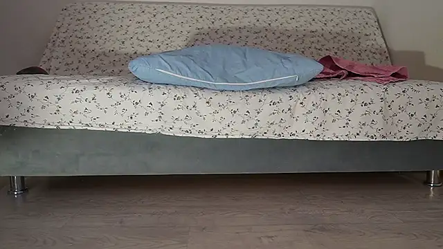 Snapshot of Fecvht45 chatting on February 2, 2026, 7:29 am Fecvht45 online show from February 2, 2026, 7:29 am