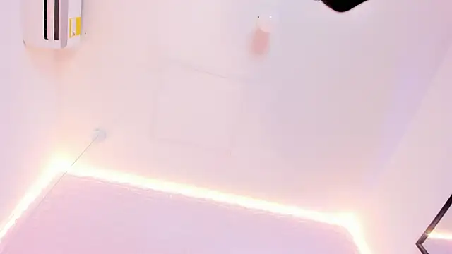 Snapshot of alyssa_vargas chatting on January 11, 2026, 5:07 pm alyssa vargas online show from January 11, 2026, 5:07 pm