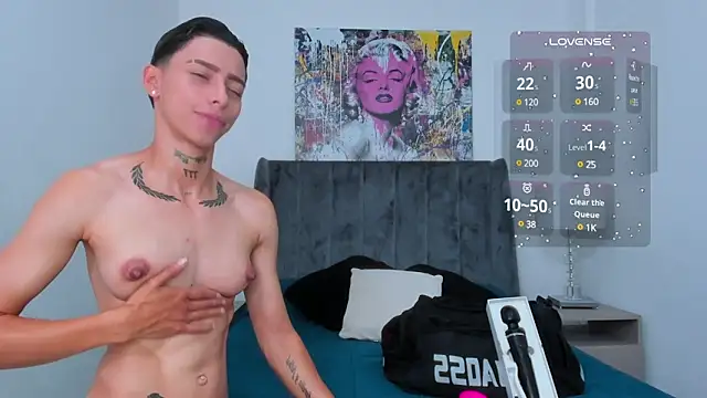 AmberAdams  online show from December 7, 2024, 1:51 pm