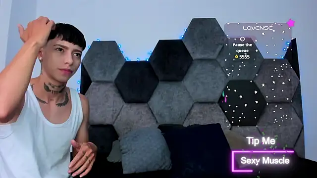 AmberAdams  online show from March 14, 2025, 2:30 pm