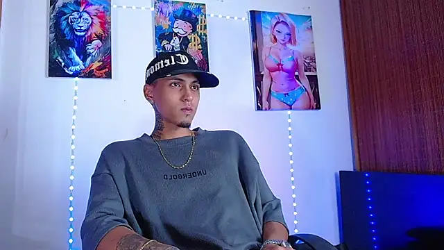 Snapshot of Liam_lee chatting on January 7, 2026, 10:34 pm Liam lee online show from January 7, 2026, 10:34 pm