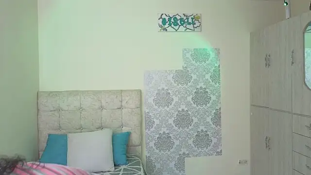 Snapshot of gisellcarter chatting on February 7, 2026, 3:27 pm gisellcarter online show from February 7, 2026, 3:27 pm