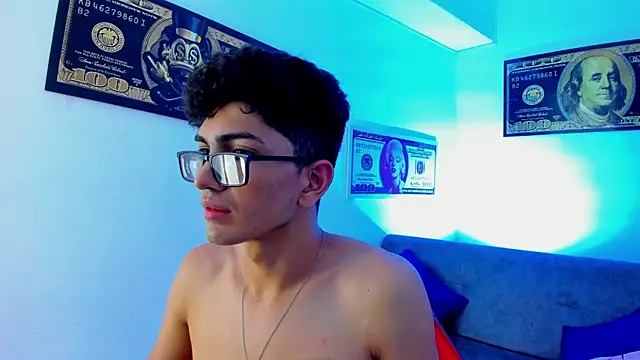Snapshot of TylerWhite_ chatting on January 9, 2025, 8:55 am TylerWhite online show from January 9, 2025, 8:55 am