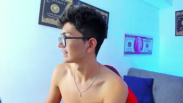 Snapshot of TylerWhite_ chatting on January 31, 2025, 5:51 am TylerWhite online show from January 31, 2025, 5:51 am