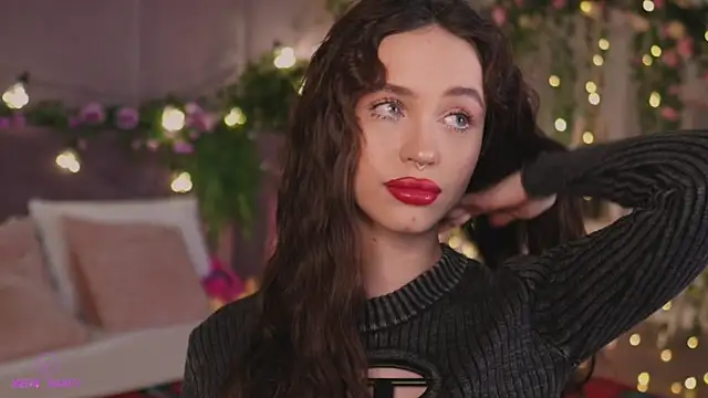 Snapshot of Meow_Nancy chatting on January 24, 2025, 6:24 am Meow Nancy online show from January 24, 2025, 6:24 am