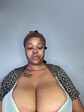 Mandy-101 online show from November 30, 2025, 4:44 pm