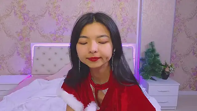 Snapshot of Shy_Kira chatting on December 21, 2024, 3:31 pm Shy Kira online show from December 21, 2024, 3:31 pm