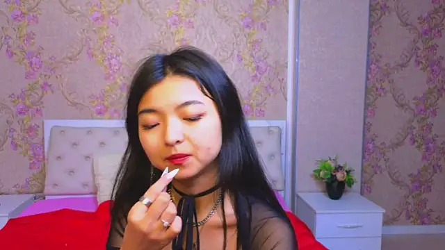 Snapshot of Shy_Kira chatting on January 30, 2025, 12:37 pm Shy Kira online show from January 30, 2025, 12:37 pm