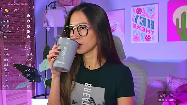 LanaBaker online show from October 15, 2025, 2:55 am