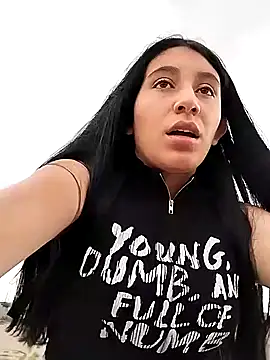 Nathalia-001 online show from January 8, 2025, 2:46 pm