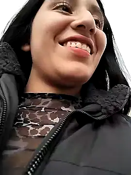 Nathalia-001 online show from January 30, 2025, 8:53 pm