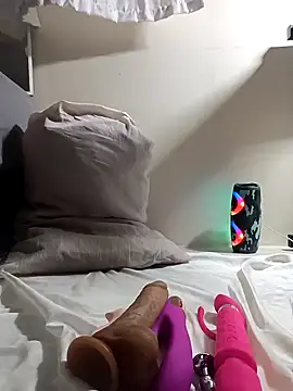 Snapshot of HEliza chatting on February 2, 2025, 8:41 pm HEliza online show from February 2, 2025, 8:41 pm